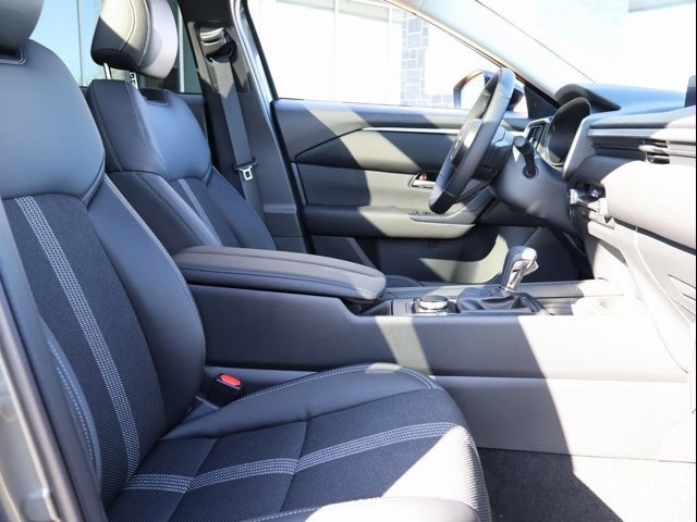 New 2026 Wind Chill Pearl Mazda 2.5 S Preferred AWD image 12