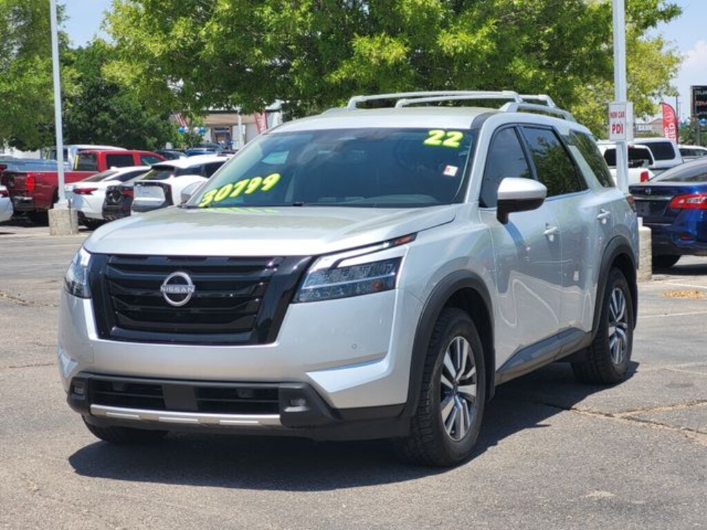 Used 2022 Nissan Pathfinder SL SUV