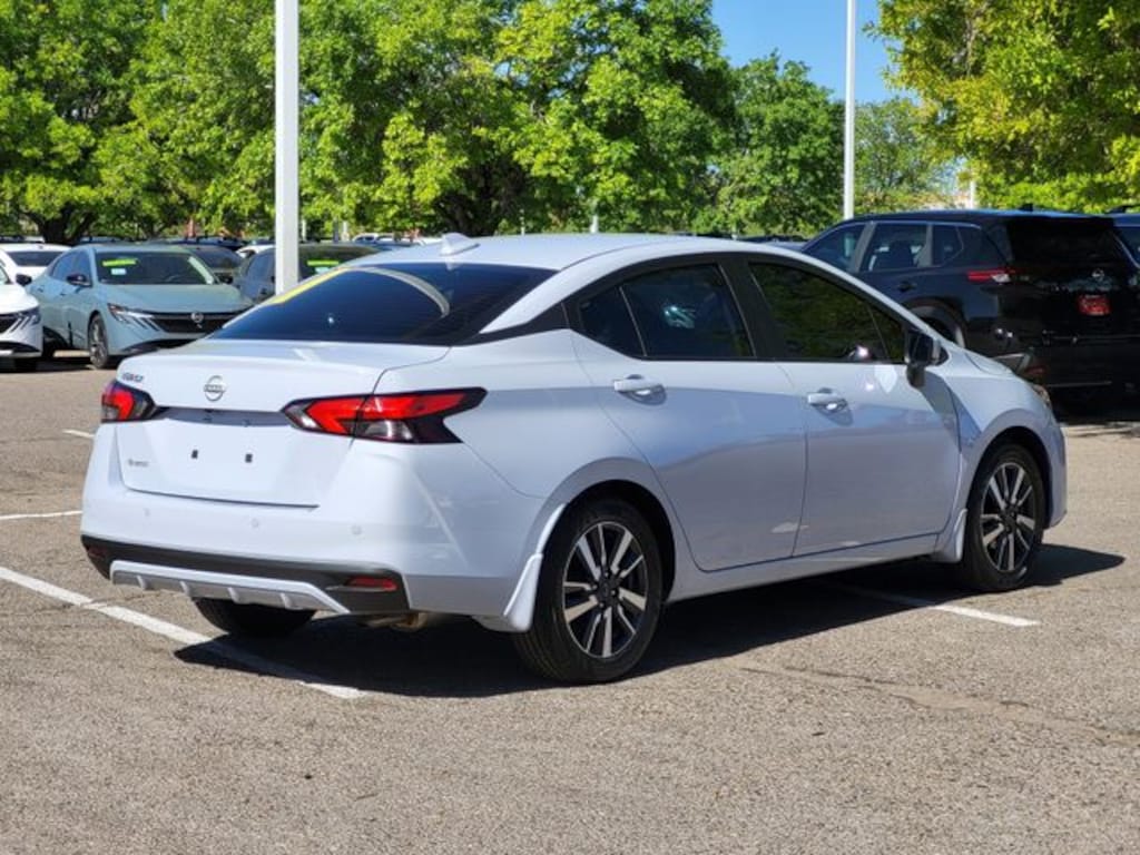 Certified 2025 Nissan Versa 1.6 SV Sedan