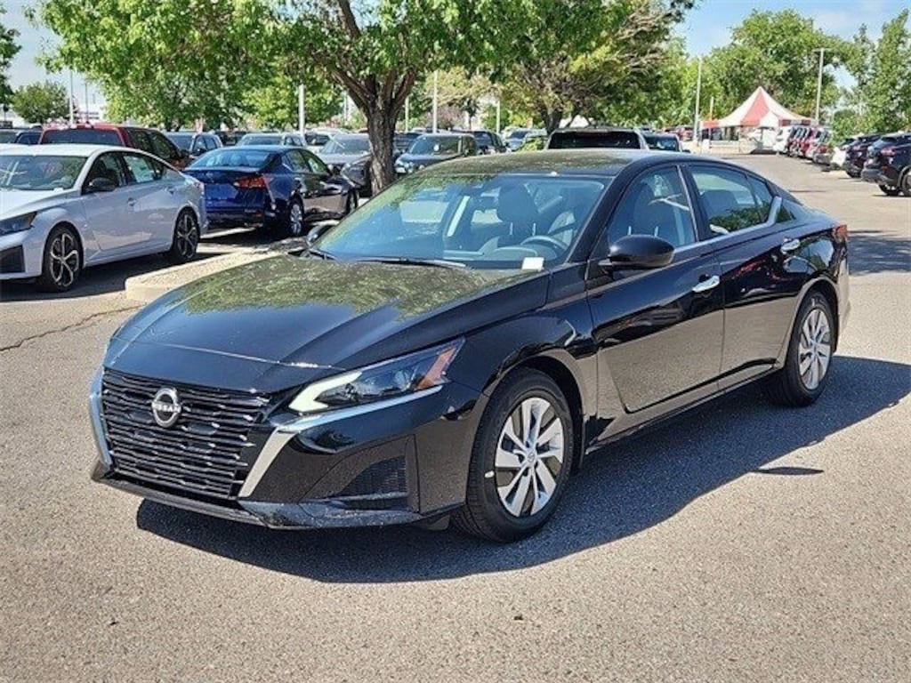 New 2025 Nissan Altima S Sedan