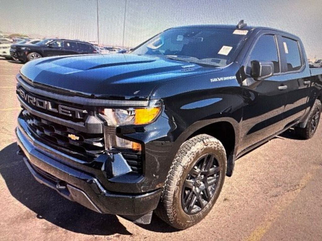 Used 2025 Chevrolet Silverado 1500 Custom Truck