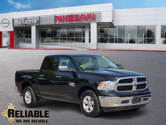 2023 RAM 1500 Classic SLT 4x4 Crew Cab 5'7's photo