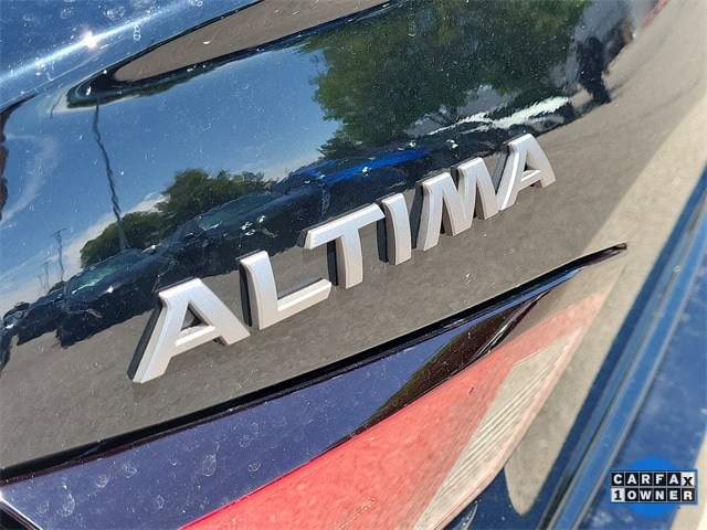 Altima SR