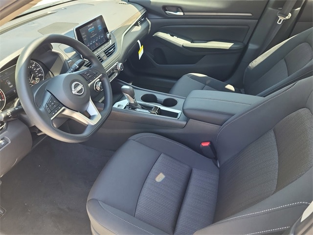 Altima SV