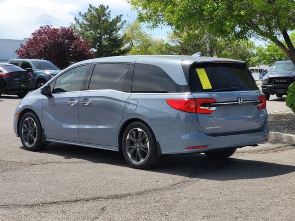 Used 2023 Honda Odyssey Elite Minivan/Van