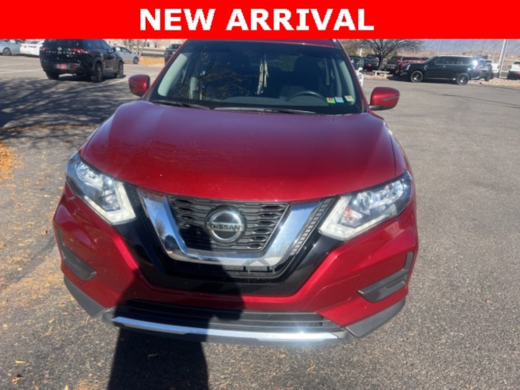 Used 2018 Nissan Rogue SV SUV