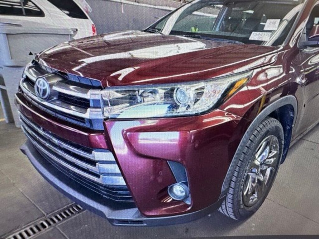 Used 2019 Toyota Highlander Limited Platinum SUV