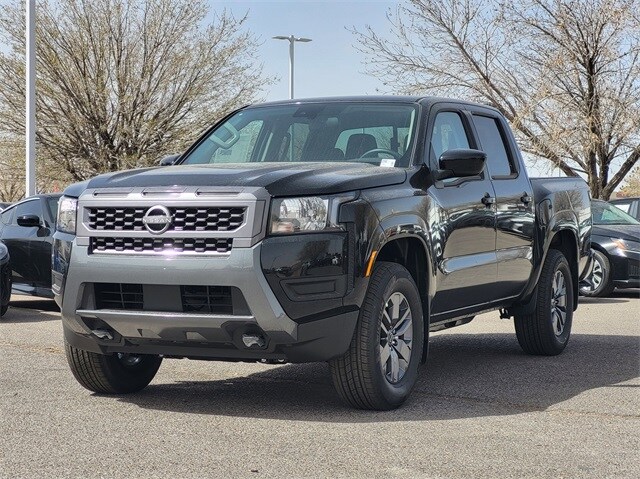 2025 Nissan Frontier SV photo 4