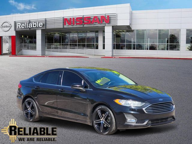 2019 Ford Fusion SE FWD's photo