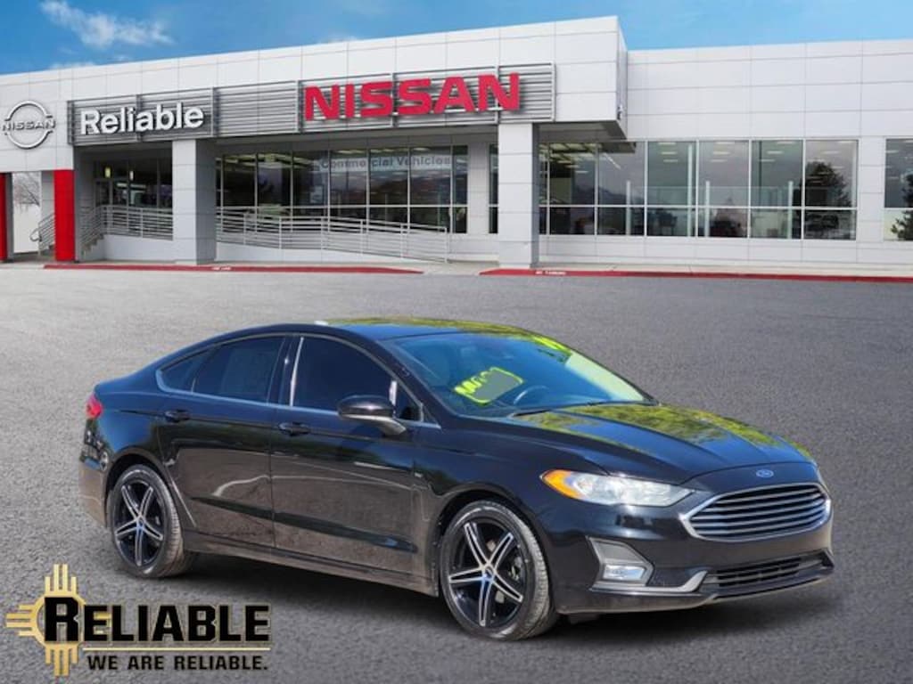 Used 2019 Ford Fusion SE Sedan