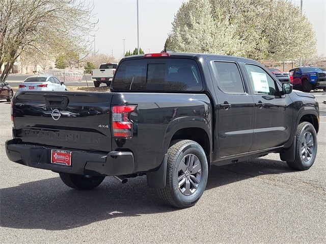 2025 Nissan Frontier SV photo 3