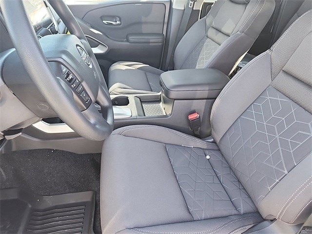 Frontier Crew Cab S