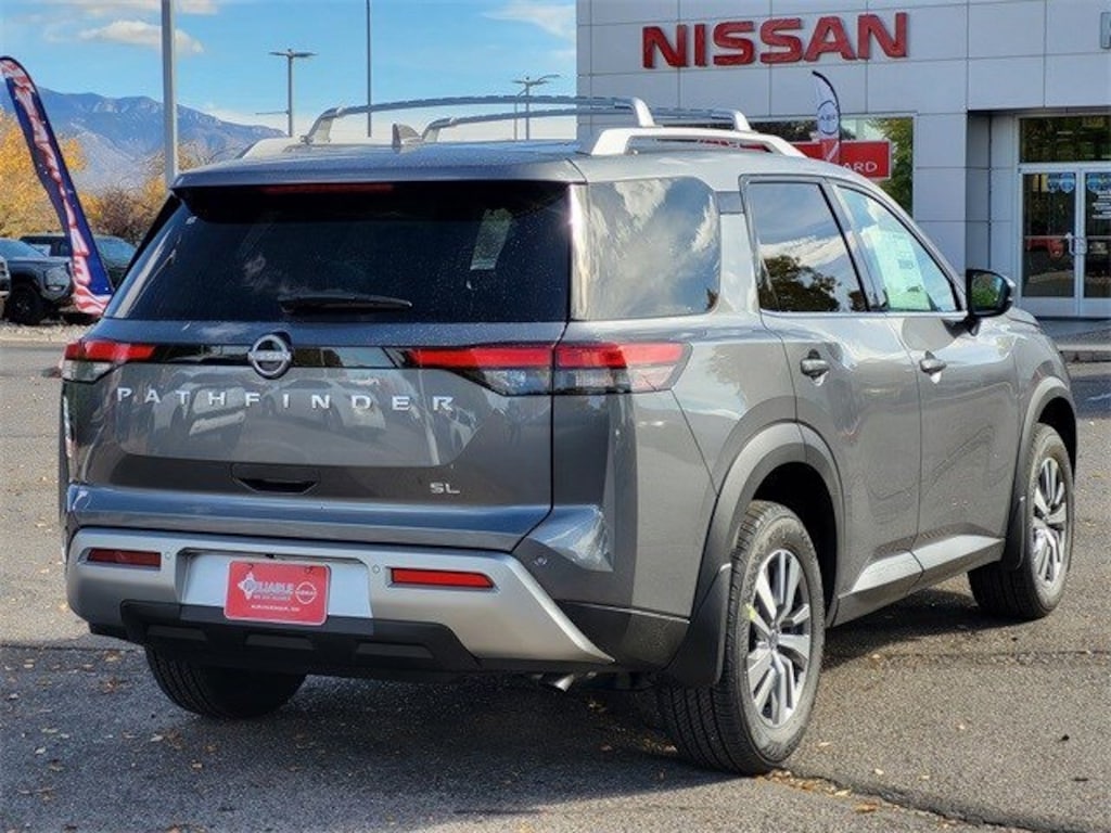 New 2025 Nissan Pathfinder SL SUV