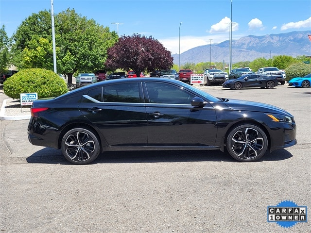 Altima SR