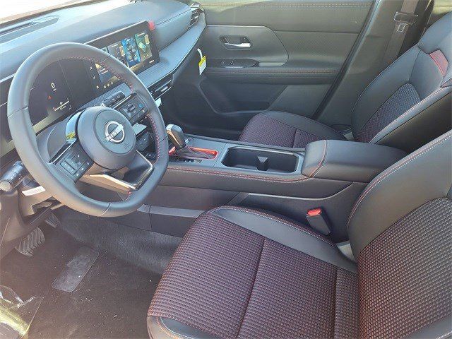 2026 Nissan KICKS SR - Photo 8