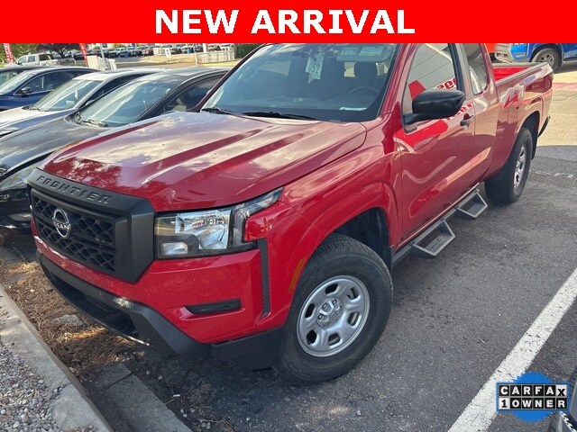 2022 Nissan Frontier S photo 2