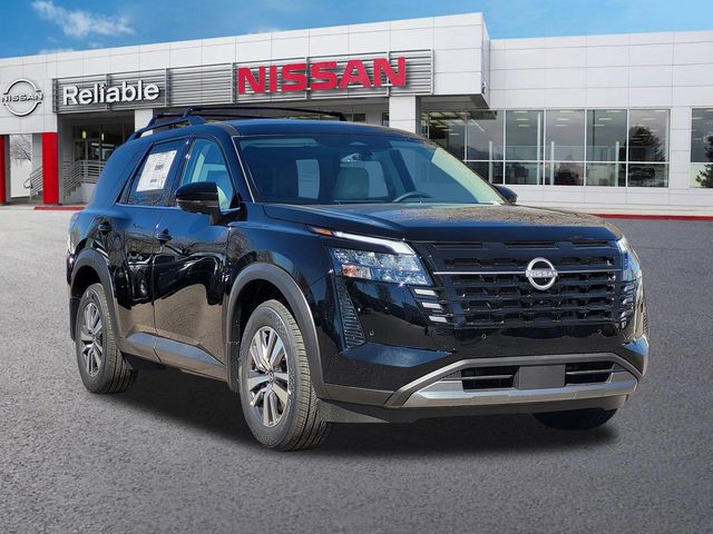 2026 Nissan Pathfinder SL 4WD's photo