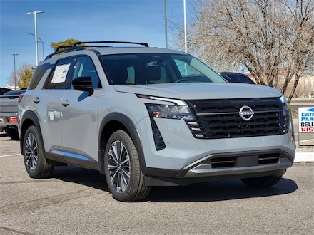 2026 Nissan Pathfinder Platinum SUV