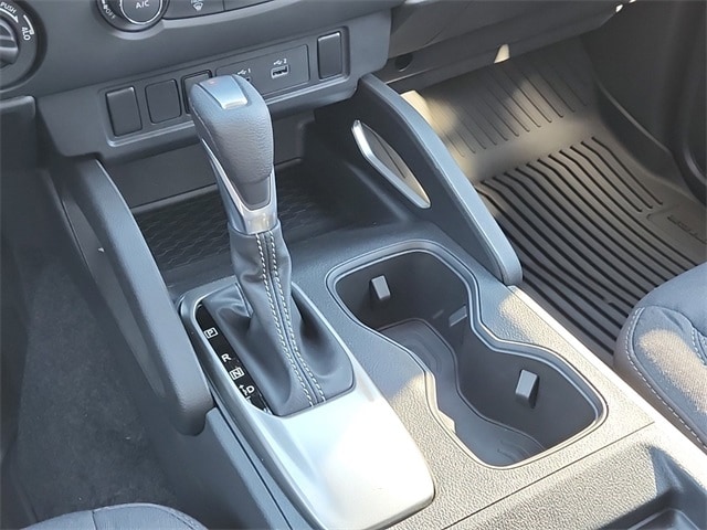 Frontier Crew Cab SV