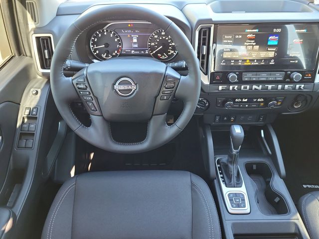 2026 Nissan Frontier SV - Photo 9