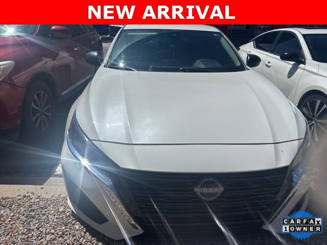 2024 Nissan Altima 2.5 SV photo 2