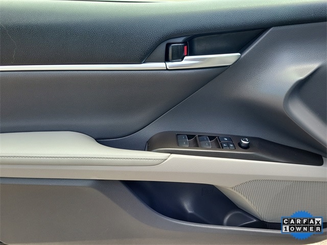 Camry Hybrid XLE