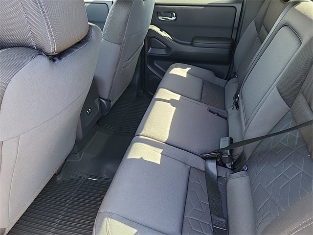 Frontier Crew Cab SV