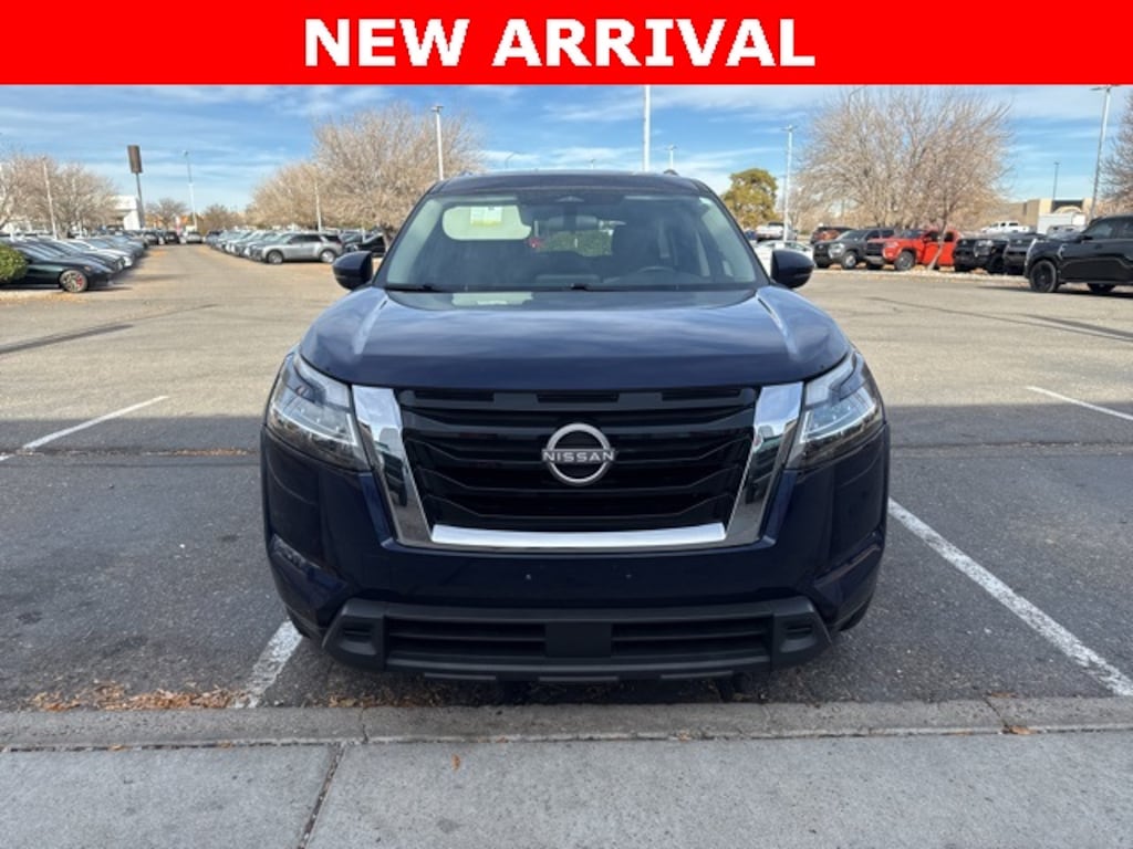 Used 2022 Nissan Pathfinder SV SUV