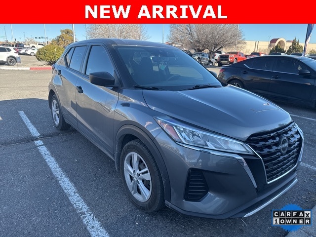 2022 Nissan Kicks S FWD