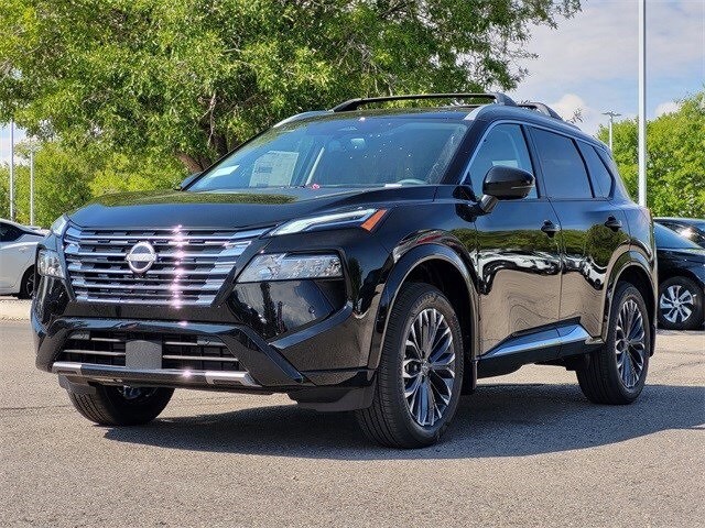 2026 Nissan Rogue Platinum photo 4