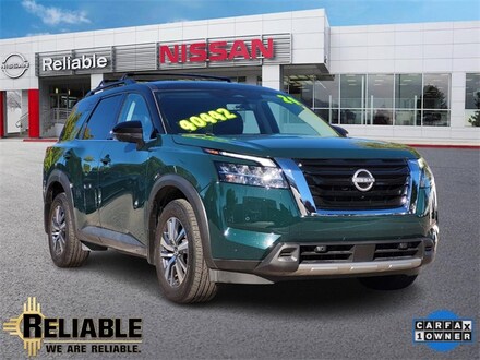 2024 Nissan Pathfinder SL SUV