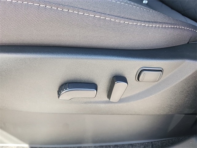 Frontier Crew Cab SV