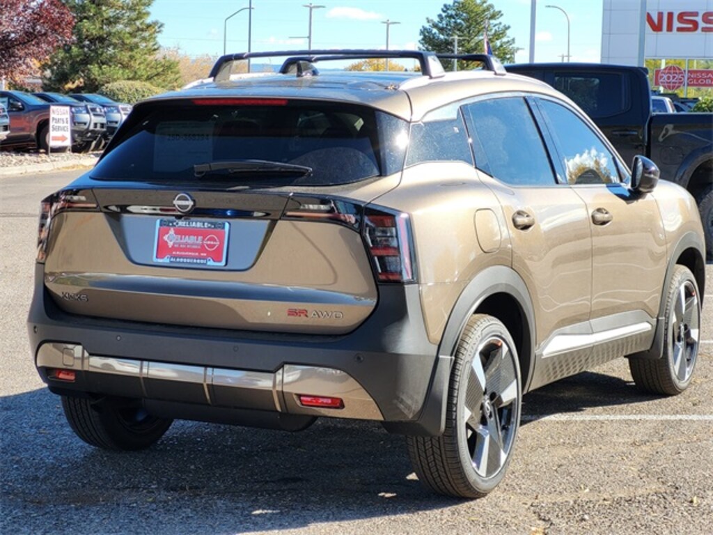 New 2026 Nissan Kicks SR SUV