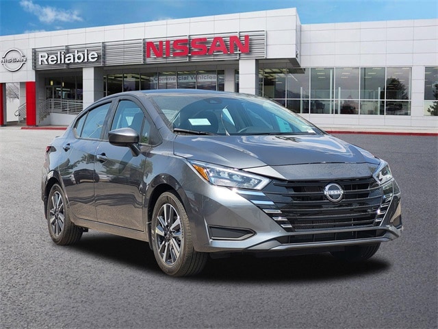 Versa Sedan SV