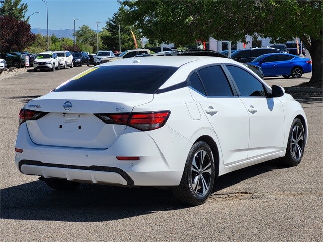 2021 Nissan Sentra SV photo 3