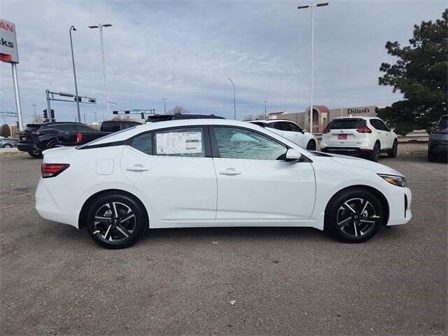 2025 Nissan Sentra SV photo 2