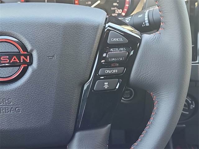 Frontier Crew Cab PRO-4X