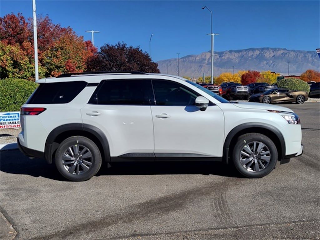 New 2025 Nissan Pathfinder SV SUV