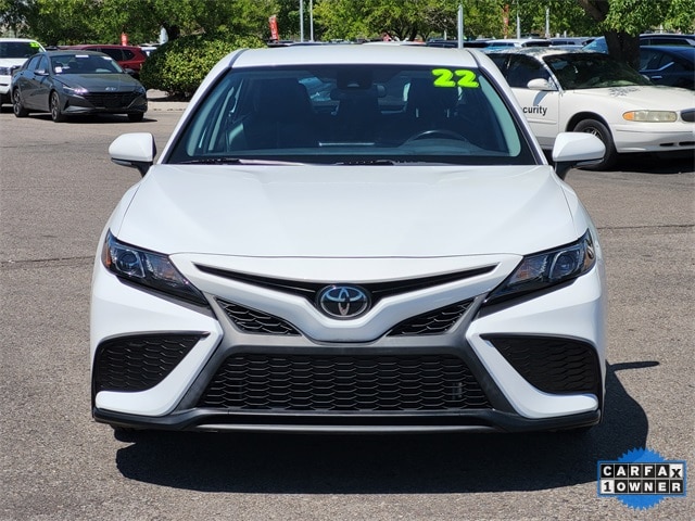 Camry SE