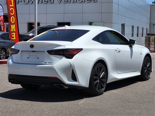 RC 300 F SPORT