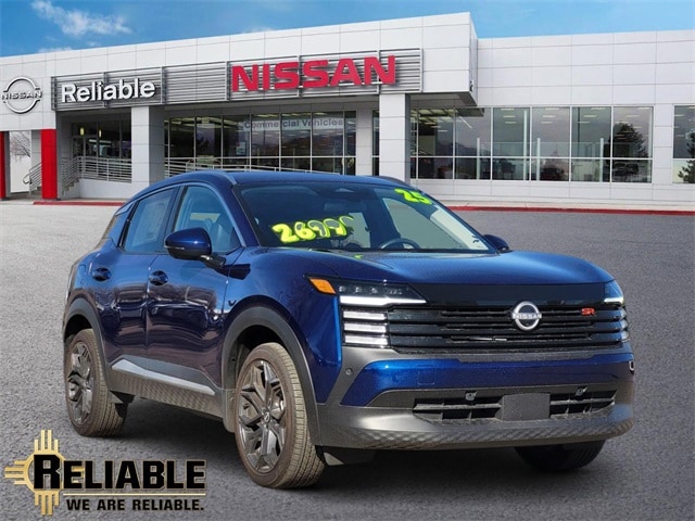 2025 Nissan Kicks SR AWD's photo