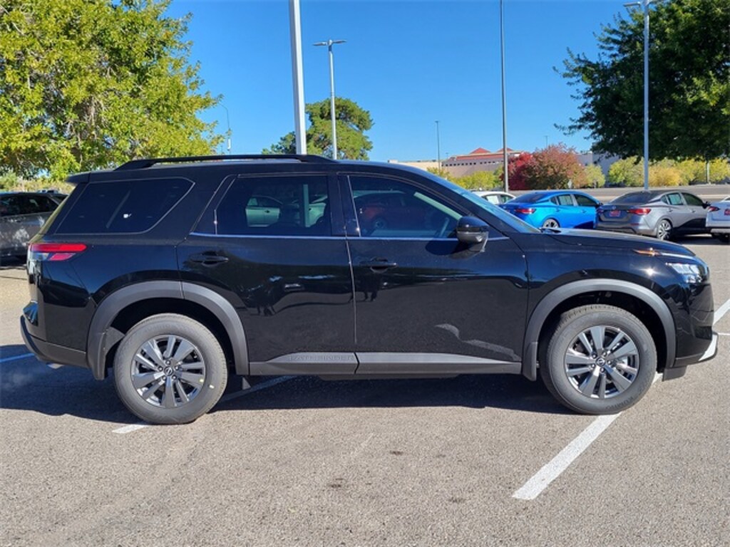 New 2025 Nissan Pathfinder SV SUV
