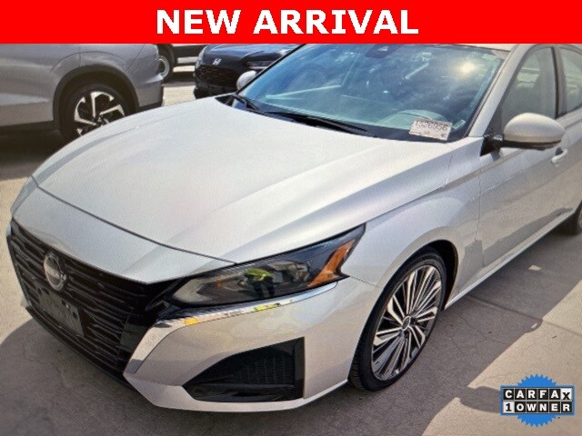 2023 Nissan Altima 2.5 SL photo 2