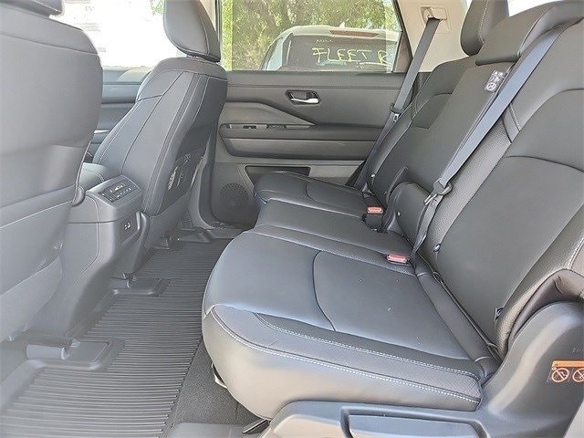 Pathfinder SL