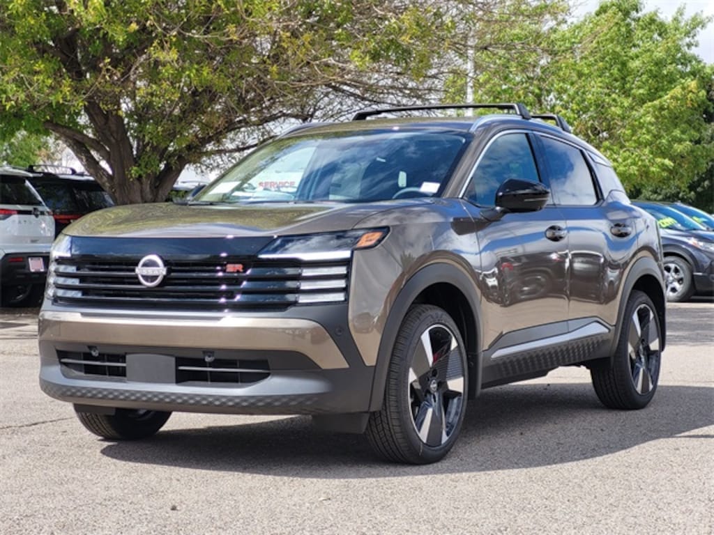 New 2026 Nissan Kicks SR SUV