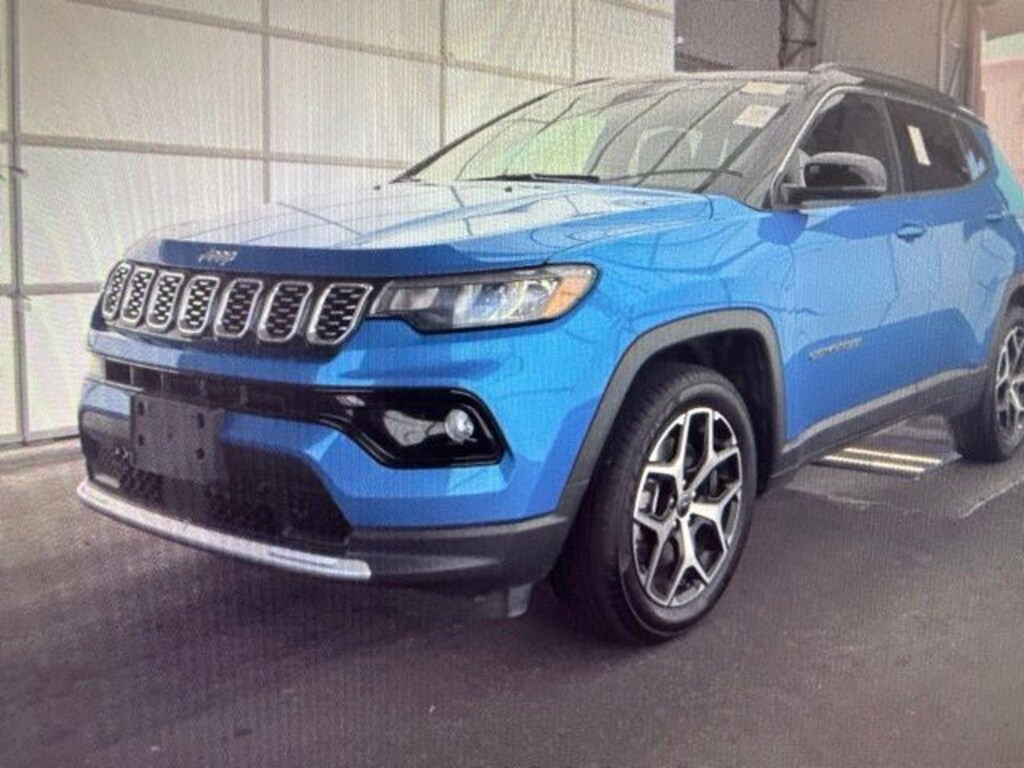 Used 2025 Jeep Compass Limited SUV