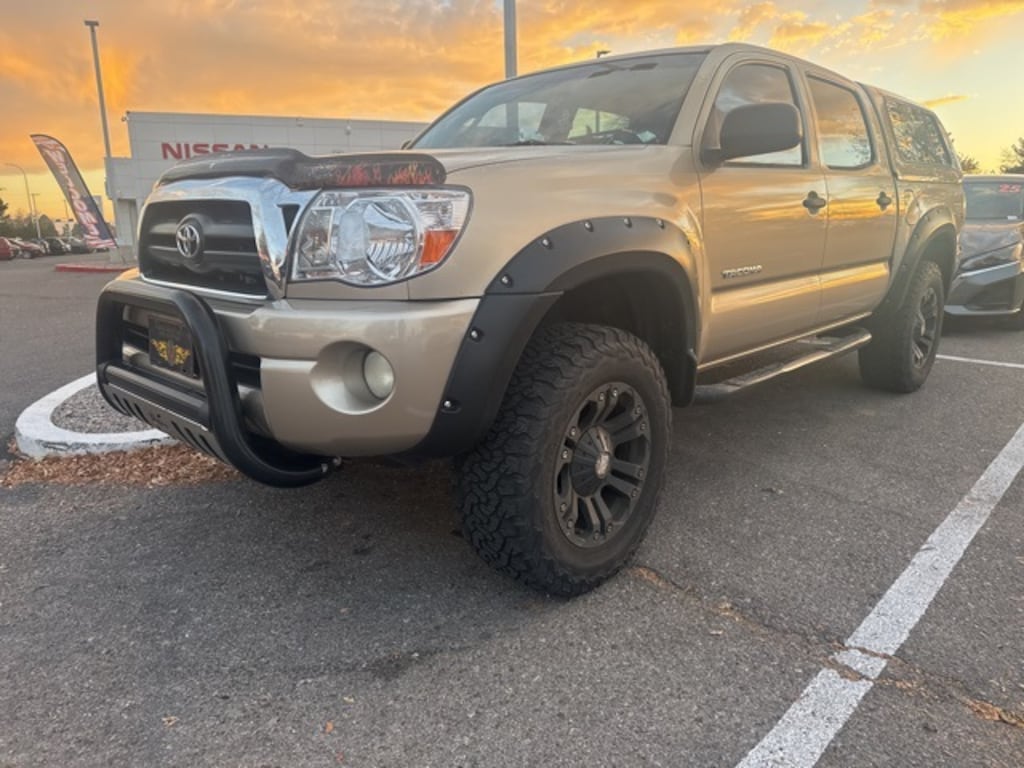 Used 2005 Toyota Tacoma Base Truck
