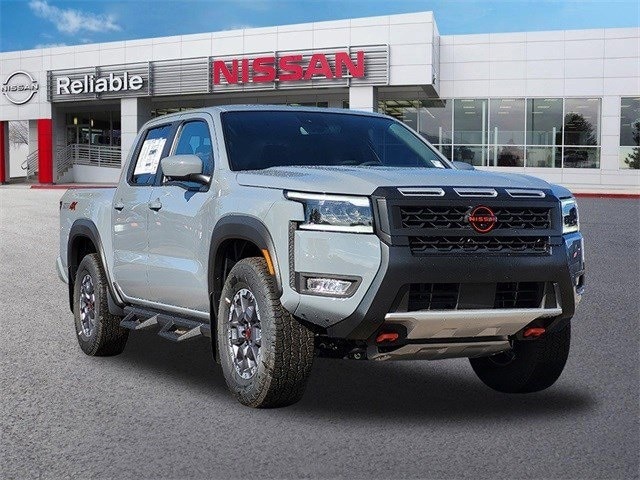 2026 Nissan Frontier PRO-4X's photo
