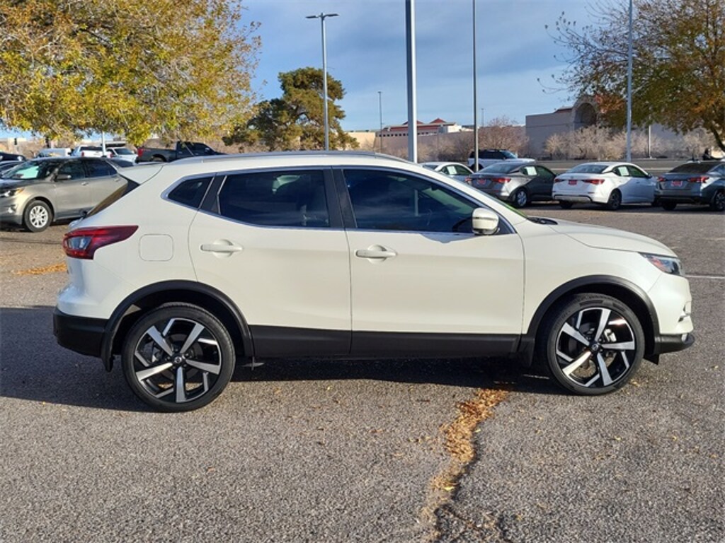Used 2021 Nissan Rogue Sport SL SUV
