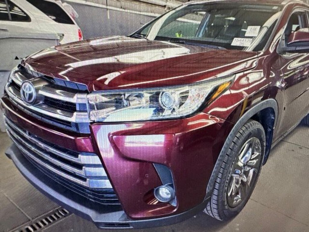 Used 2019 Toyota Highlander Limited Platinum SUV